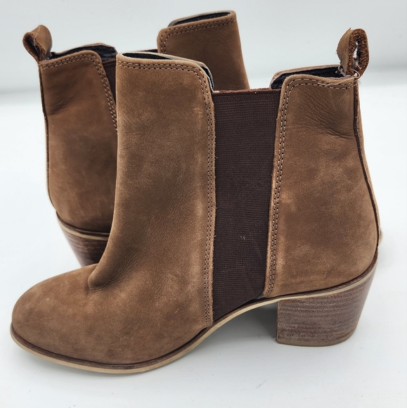 Dune london Pora Suede Nubuck Leather Ankle Boot with a Chunky Heel Size 5 - Picture 5 of 12